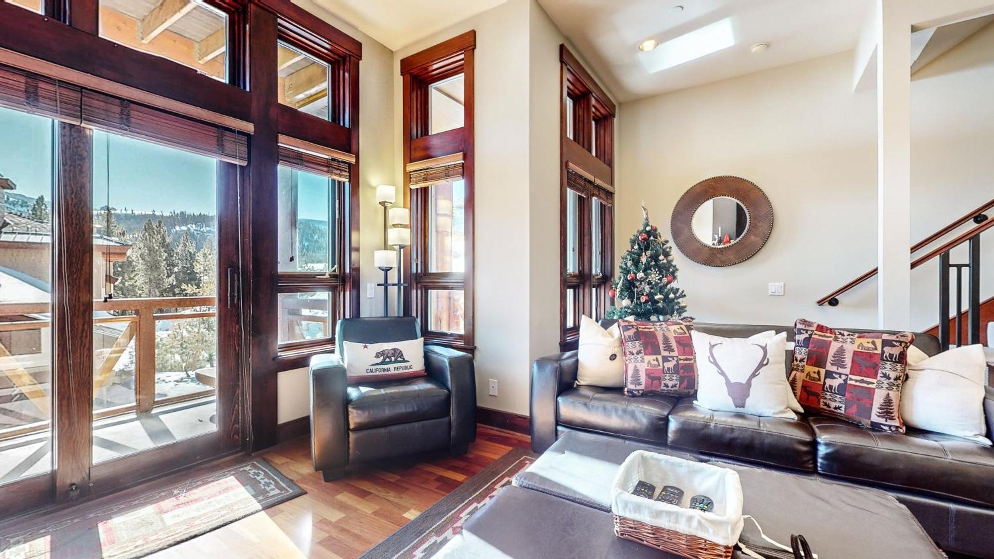 Holiday home Three-bedroom Townhouse *